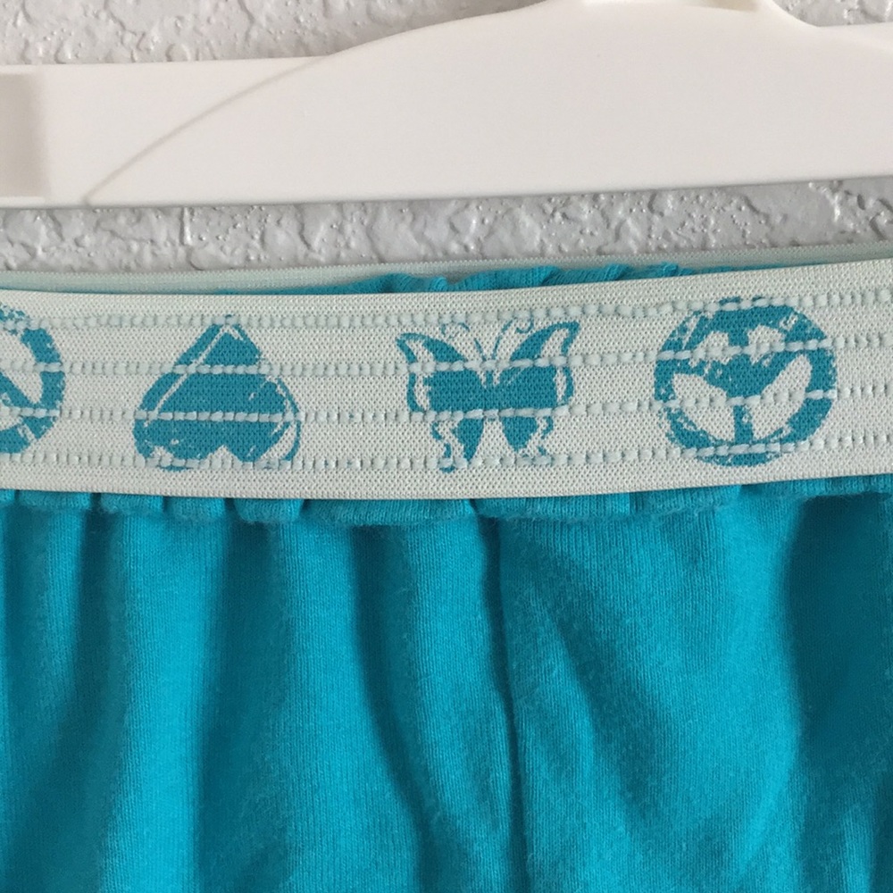 Shorts - Picture 4 of 4